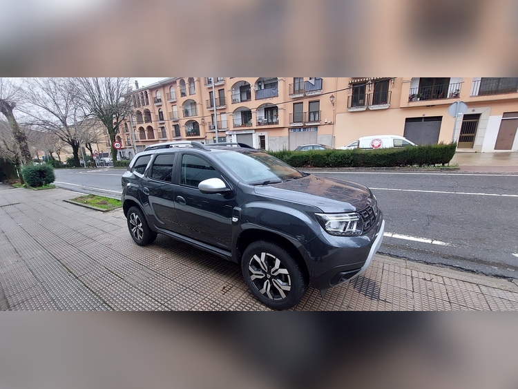 Dacia Duster 1.0 TCE 100CV foto 13